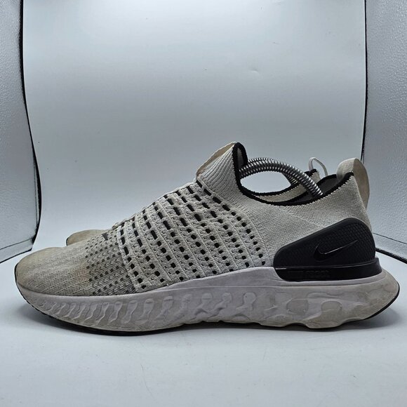 Nike React Phantom Run Flyknit 2 Mens Size 10.5 White Black Athletic Shoes